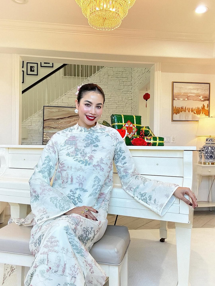 Phạm Hương vẫn là cái tên có sức ảnh hưởng lớn trong lòng công chúng.