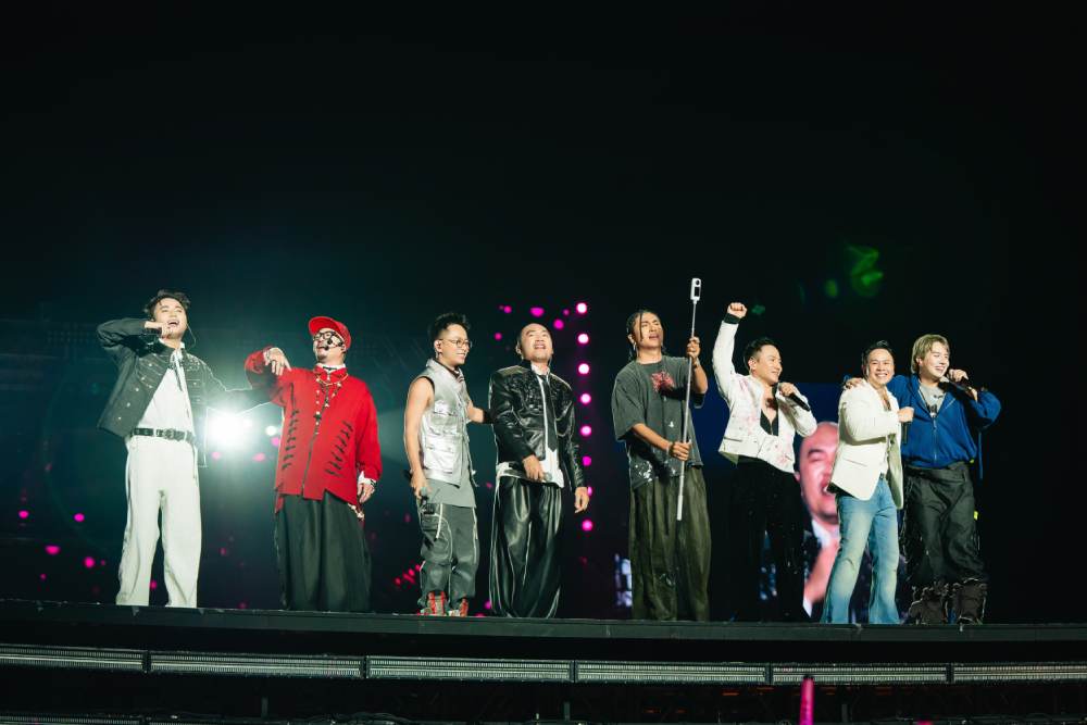 Tiết mục  “Sao Cũng Được” cùng nhóm Nham Thạch tại Gai Home Concert.