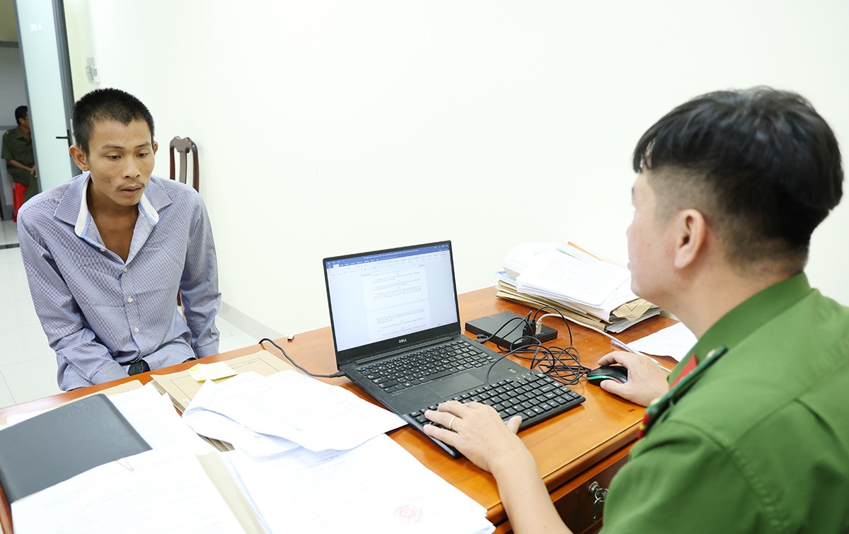 Đối tượng Nhựt tại cơ quan công an - Ảnh: Công an An Giang