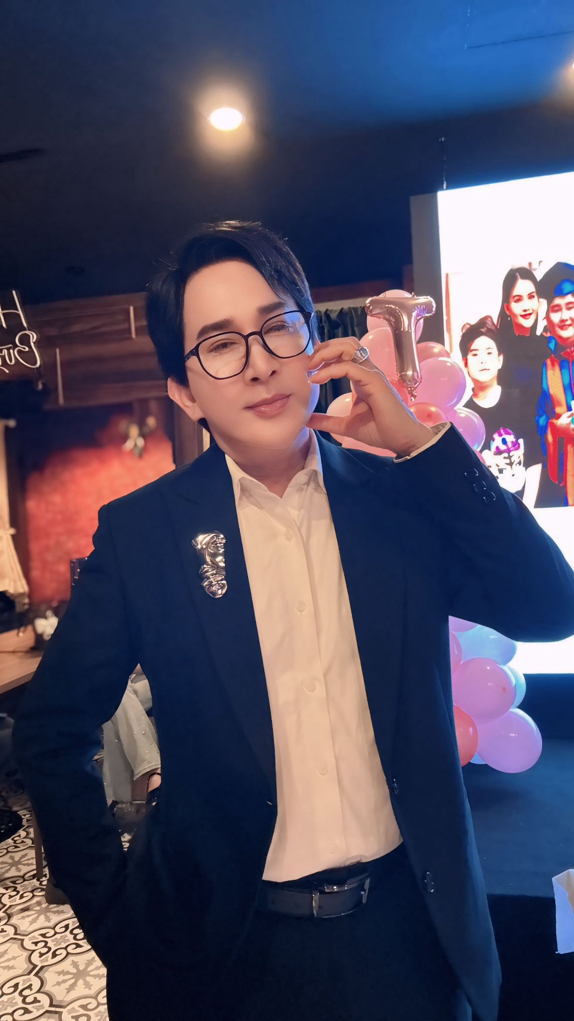 Kim Tử Long không chỉ thành công trong nghệ thuật, mà còn 