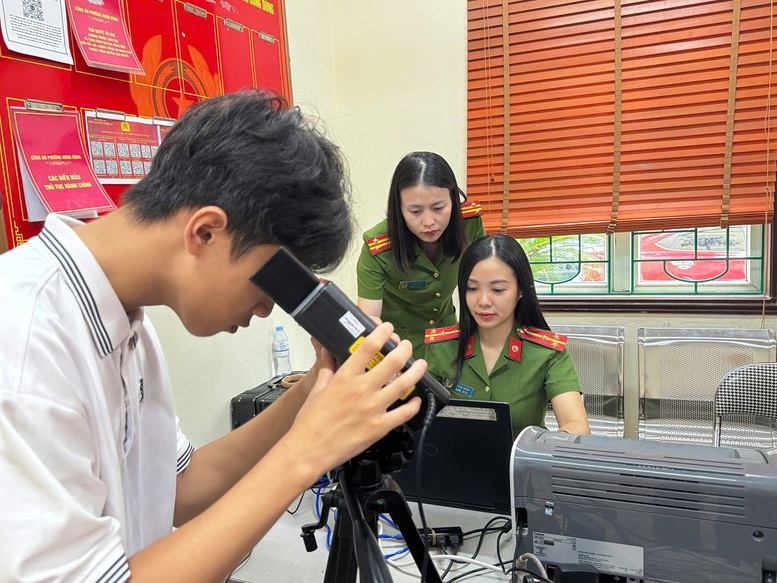 Những người có năm sinh sau đây có quyền lợi đặc biệt: Được cấp thẻ căn cước vô thời hạn trong năm 2026
