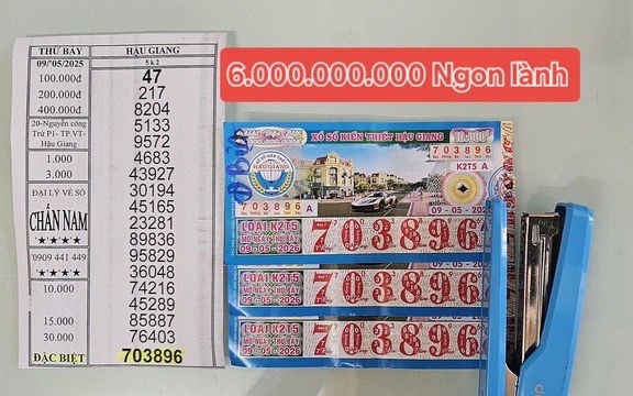 Đại lý đổi thưởng 3 tờ vé số trúng độc đắc, trong đó có 2 tờ của nữ chủ quán cafe. 