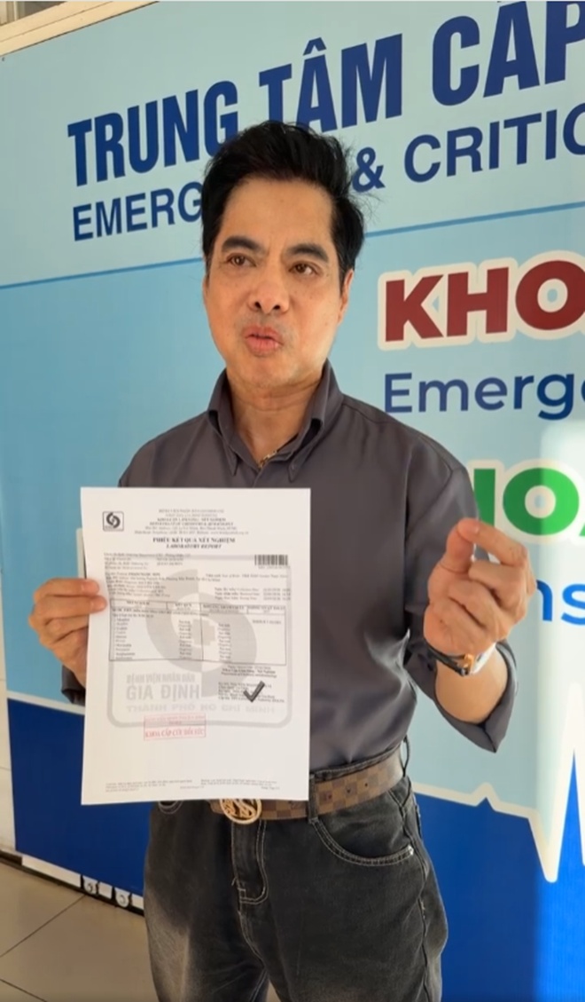 Nam danh ca công khai tờ kết quả xét nghiệm