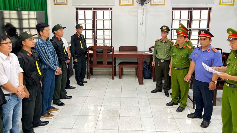 VKSND khu vực 3 phê chuẩn khởi tố 8 bị can, phê chuẩn lệnh bắt 7 bị can để tạm giam - Ảnh: BVPL