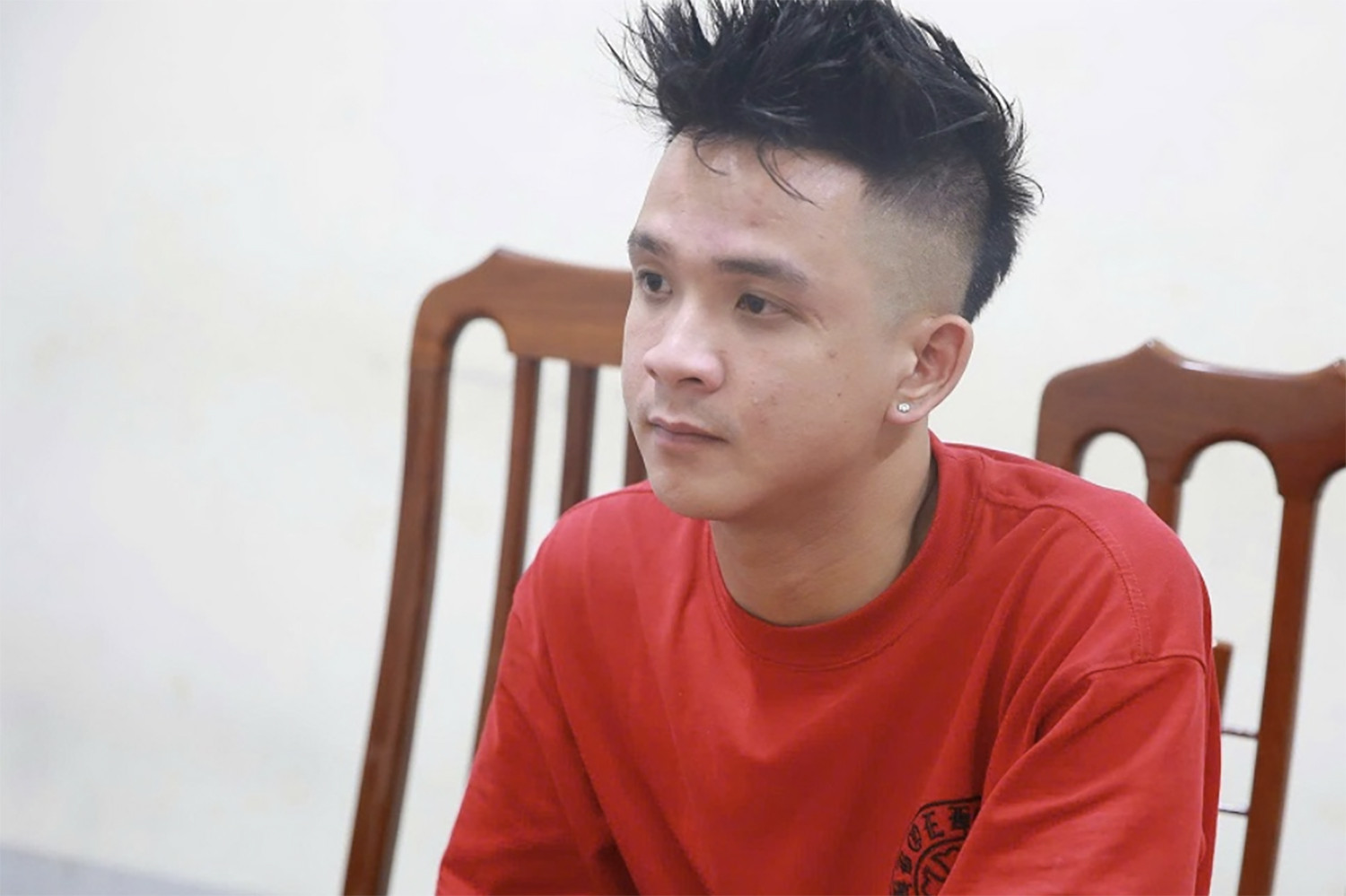 Nguyễn Công Đức Thắng tại cơ quan công an.