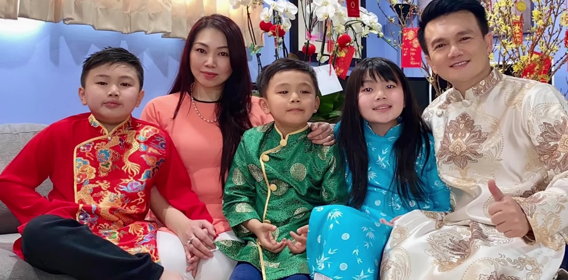 Nam MC bị đồn qua lại với vợ Đức Tiến: 