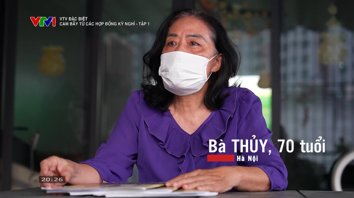 Tin lời quảng cáo rất hấp dẫn nên ngoài số tiền có được từ của hồi môn do cha để lại, bà Thủy còn đi vay thêm để đủ 1.7 tỷ đồng cho bốn quyển hợp đồng kỳ nghỉ ở tuổi 70 - Ảnh: Đài THVN
