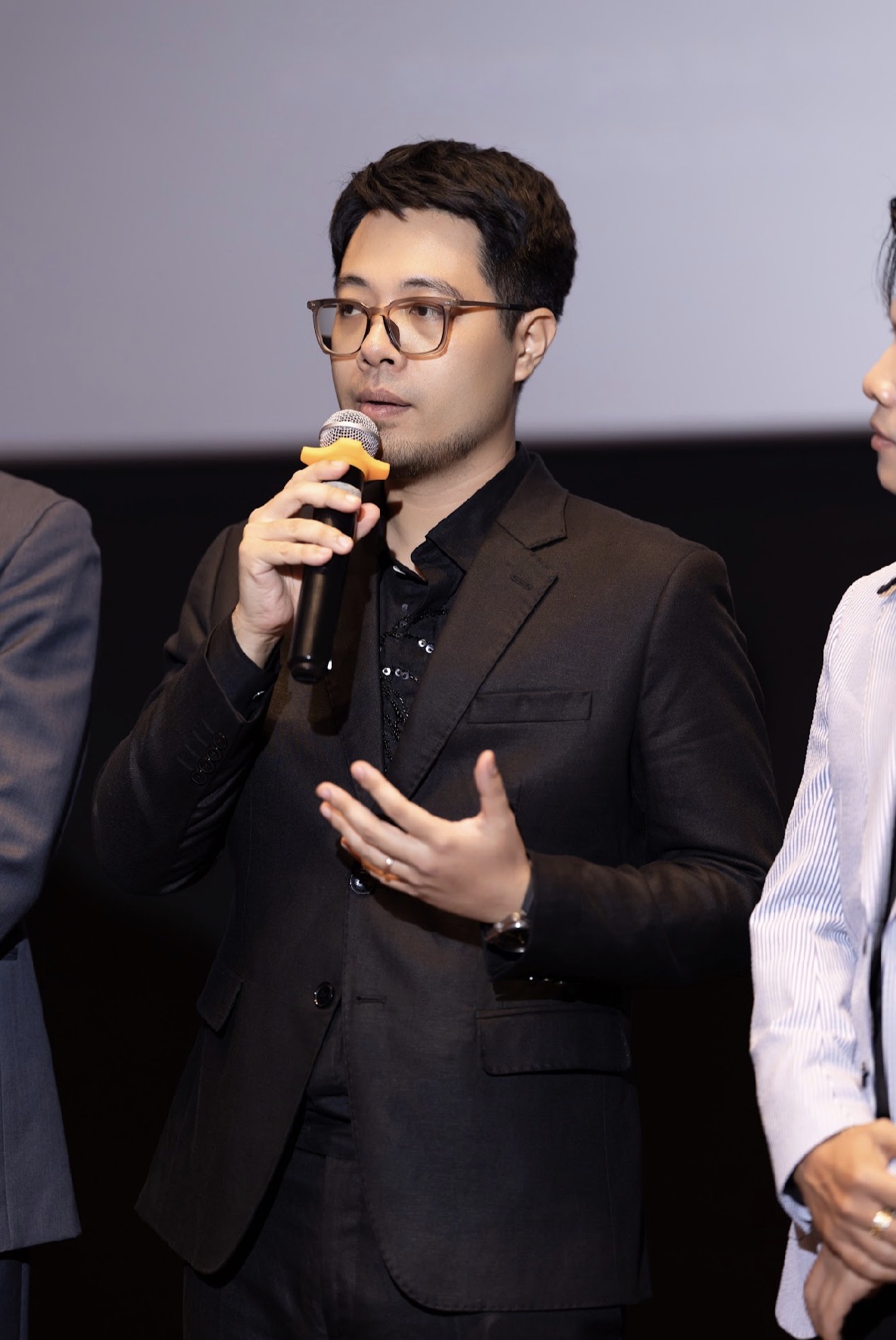 Đạo diễn Đinh Tuấn Vũ.