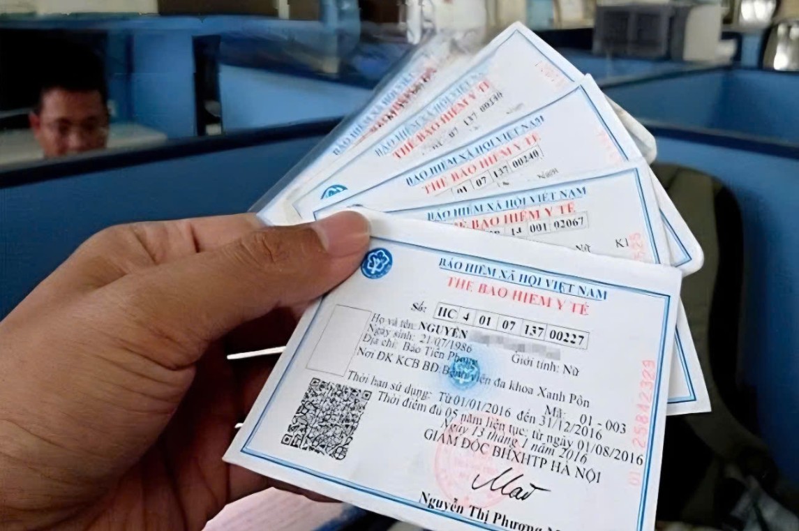 Từ ngày 1-7-2026, nhiều nhóm người dân tại Hà Nội sẽ được thành phố hỗ trợ 100% mức đóng bảo hiểm y tế, đồng thời tăng mức hỗ trợ bảo hiểm xã hội tự nguyện. (Ảnh: Sức khỏe & Đời sống)