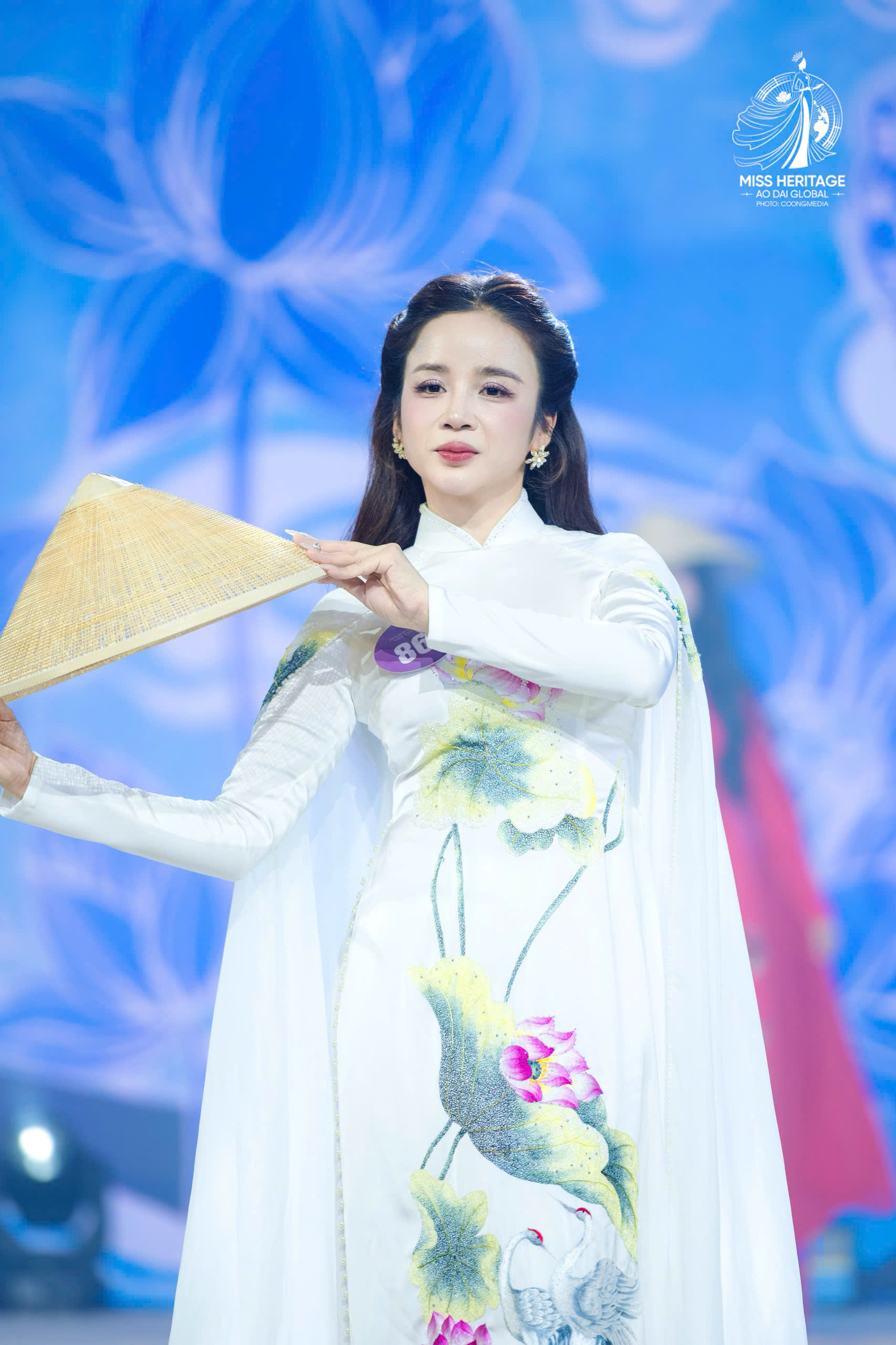 Phó Chủ tịch Câu lạc bộ Nguyễn Thị Bích Ngọc, quê Hải Phòng thành Người đẹp Ảnh Di sản