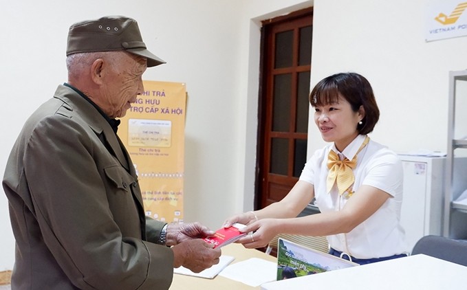 Chú thích ảnh: Từ ngày 1-7 tới, lương hưu, trợ cấp bảo hiểm xã hội (BHXH) và trợ cấp hằng tháng được điều chỉnh tăng 8% theo Nghị định số 162/2026/NĐ-CP. (Ảnh: VnEconomy)