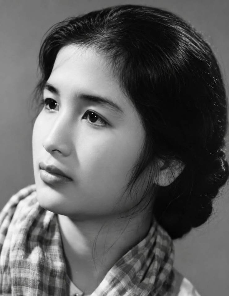 NSND Trà Giang thời trẻ.