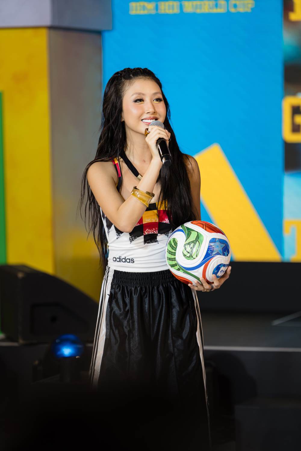Quỳnh Anh Shyn.