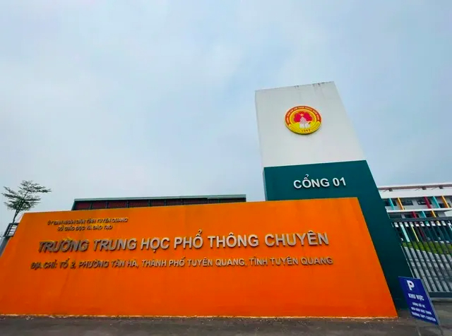 Tổng số giám thị được bố trí ở điểm thi THPT Chuyên Tuyên Quang, tiếp tục điều tra vụ 146 điểm 10 Toán