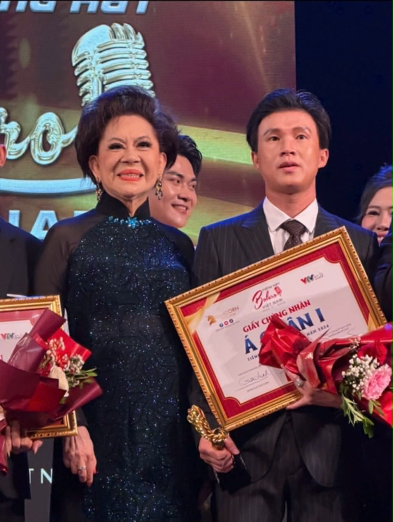 Ca sĩ Hoàng Anh đoạt á quân.