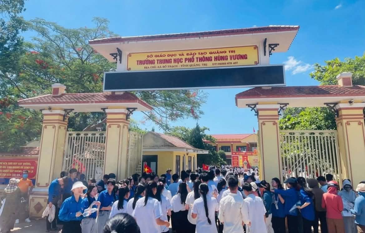 Điểm thi Trường THPT Hùng Vương (xã Bố Trạch, tỉnh Quảng Trị). (Ảnh: VOV.VN)