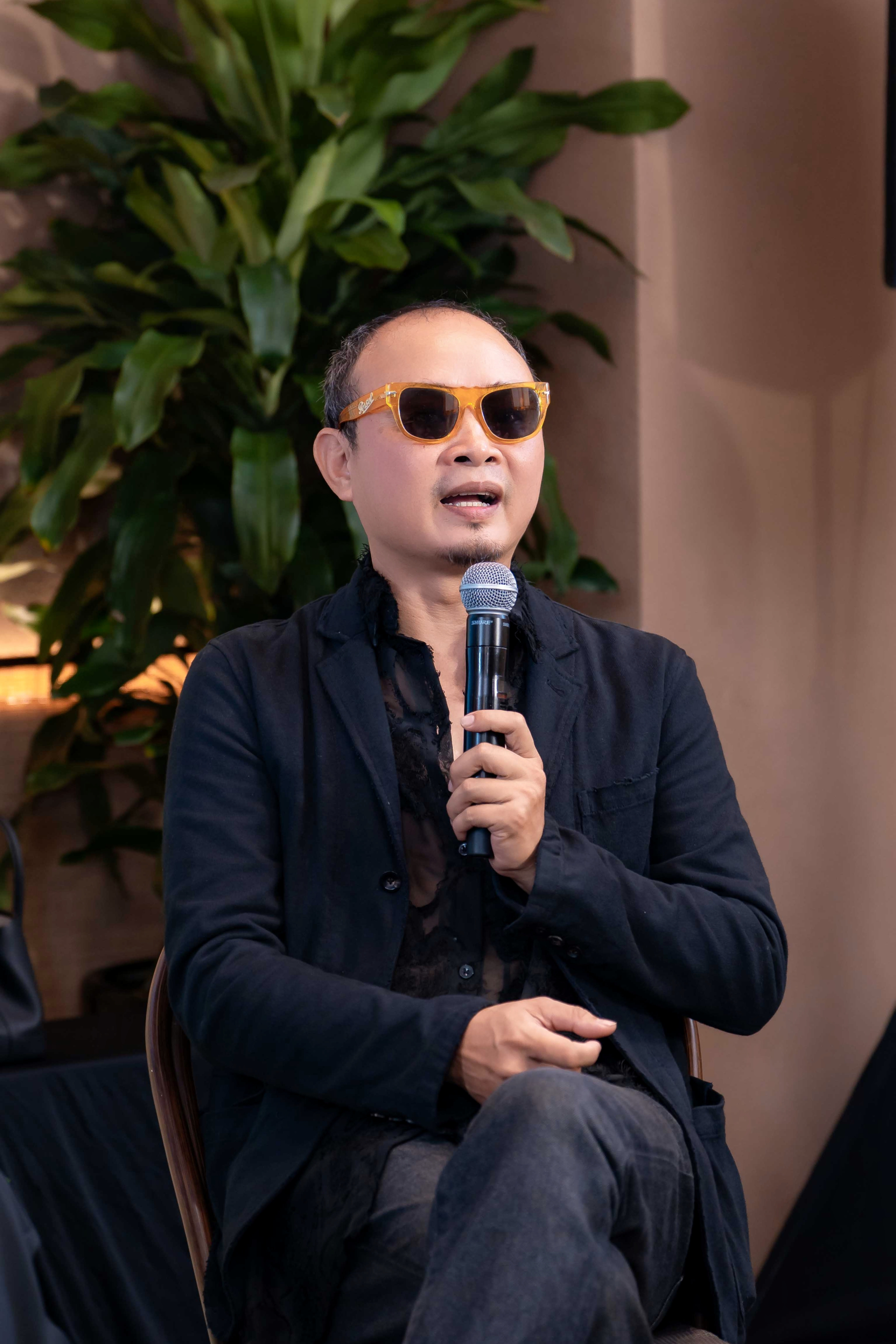Đạo diễn Nguyễn Mạnh Hà.