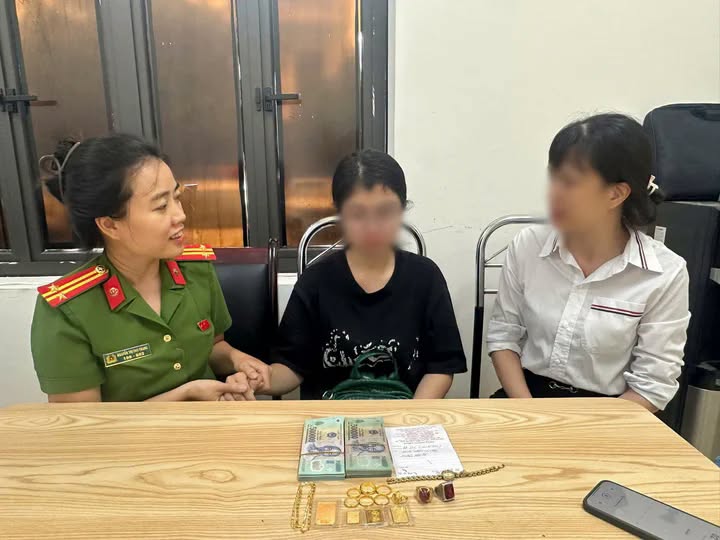 Cơ quan công an đã liên hệ với gia đình nữ sinh, bàn giao lại toàn bộ tài sản và đưa em về nhà an toàn.