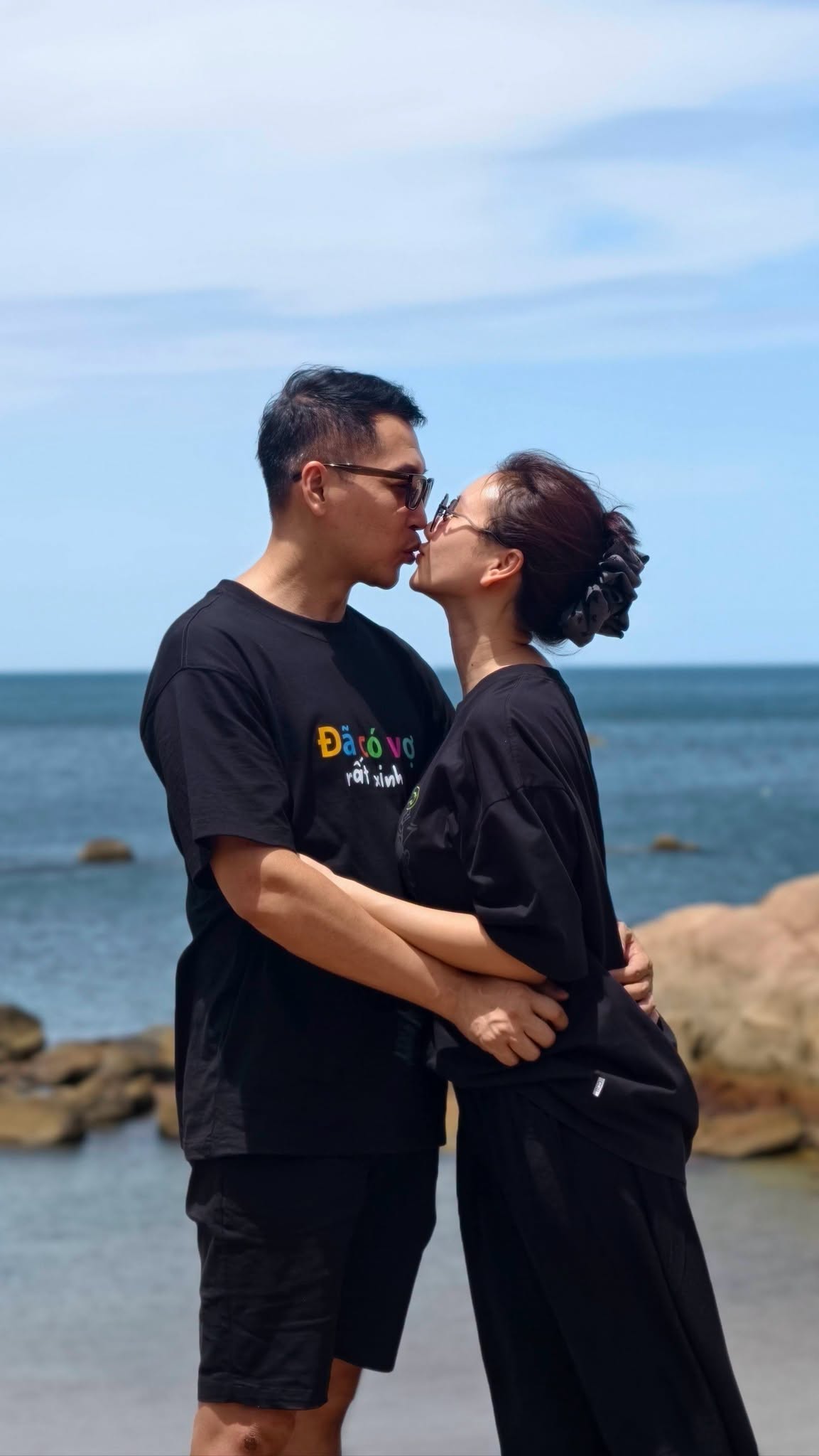 Hương Giang bên chồng hai U50: