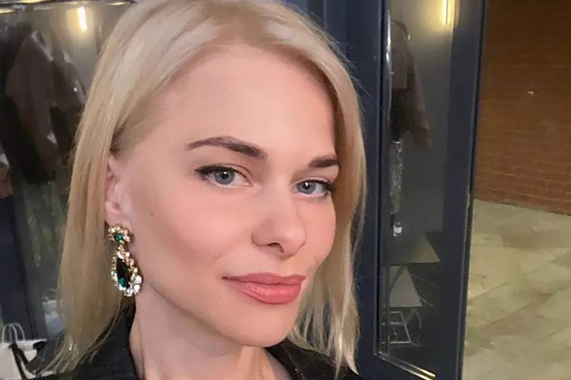 Natalia Bozhuk từng thi hoa hậu và đang làm việc trong ngành giải trí