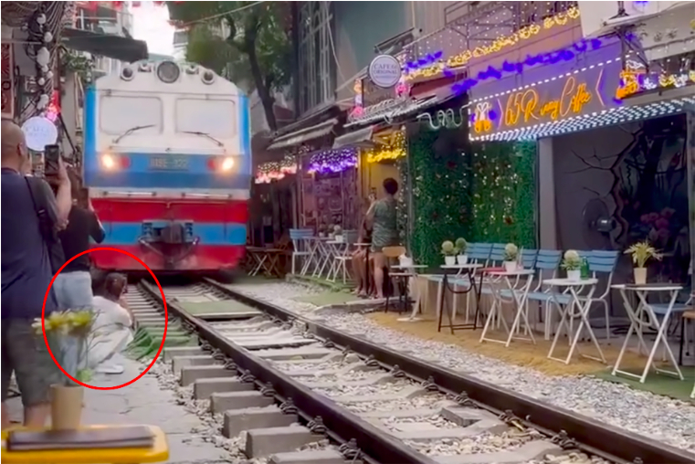 (Ảnh cắt từ clip)