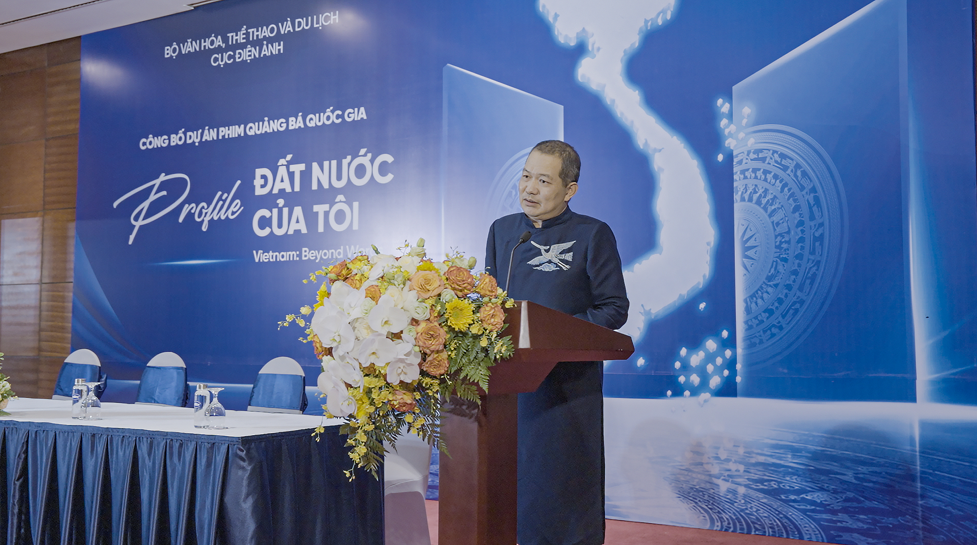 Đạo diễn Lương Đình Dũng.