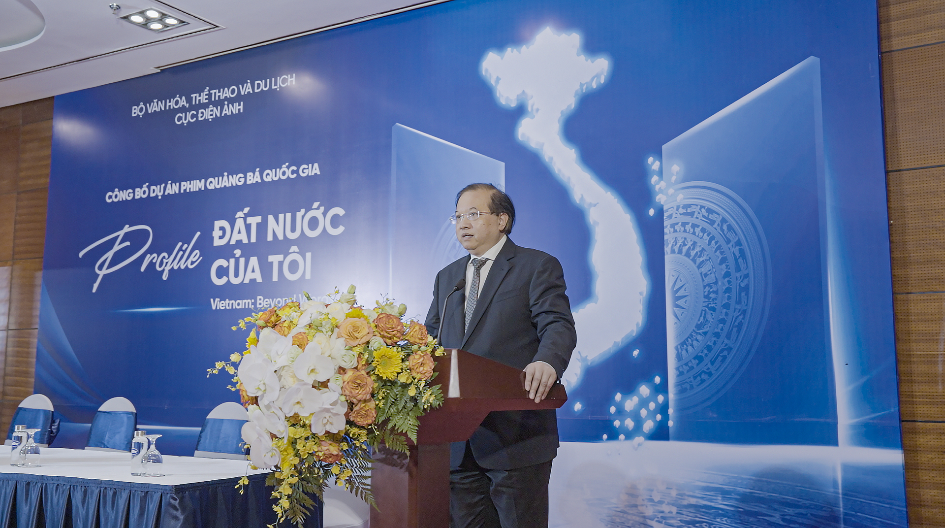 Thứ Trưởng Bộ Văn hoá, Thể thao và Du lịch Tạ Quang Đông tại sự kiện công bố dự án “Profile Đất nước của tôi”.