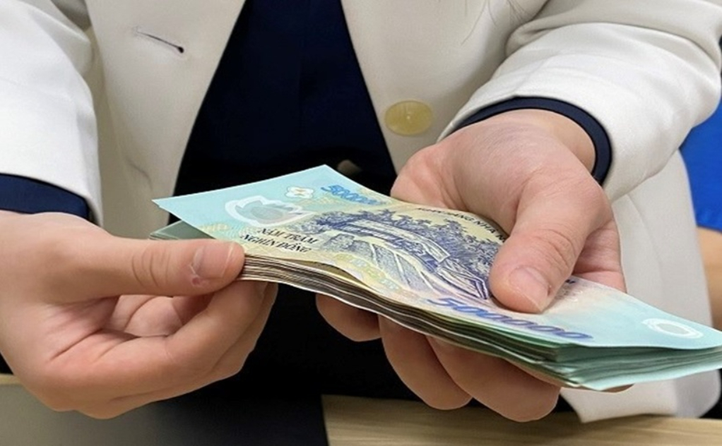 Theo đó, Điều 66, Điều 72 Luật Bảo hiểm xã hội 2024 đã quy định chi tiết cách tính lương hưu hằng tháng đối với người đóng bảo hiểm xã hội (BHXH) bắt buộc. (Ảnh:VTV)