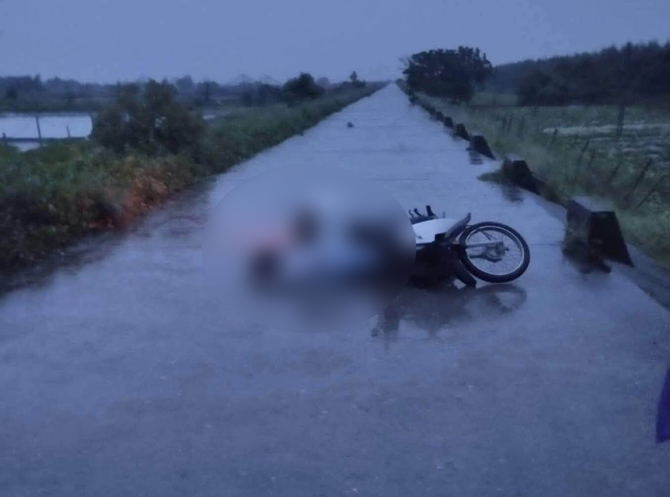 Hiện trường vụ việc thương tâm. (Ảnh: Quê tôi Nghĩa Hưng)