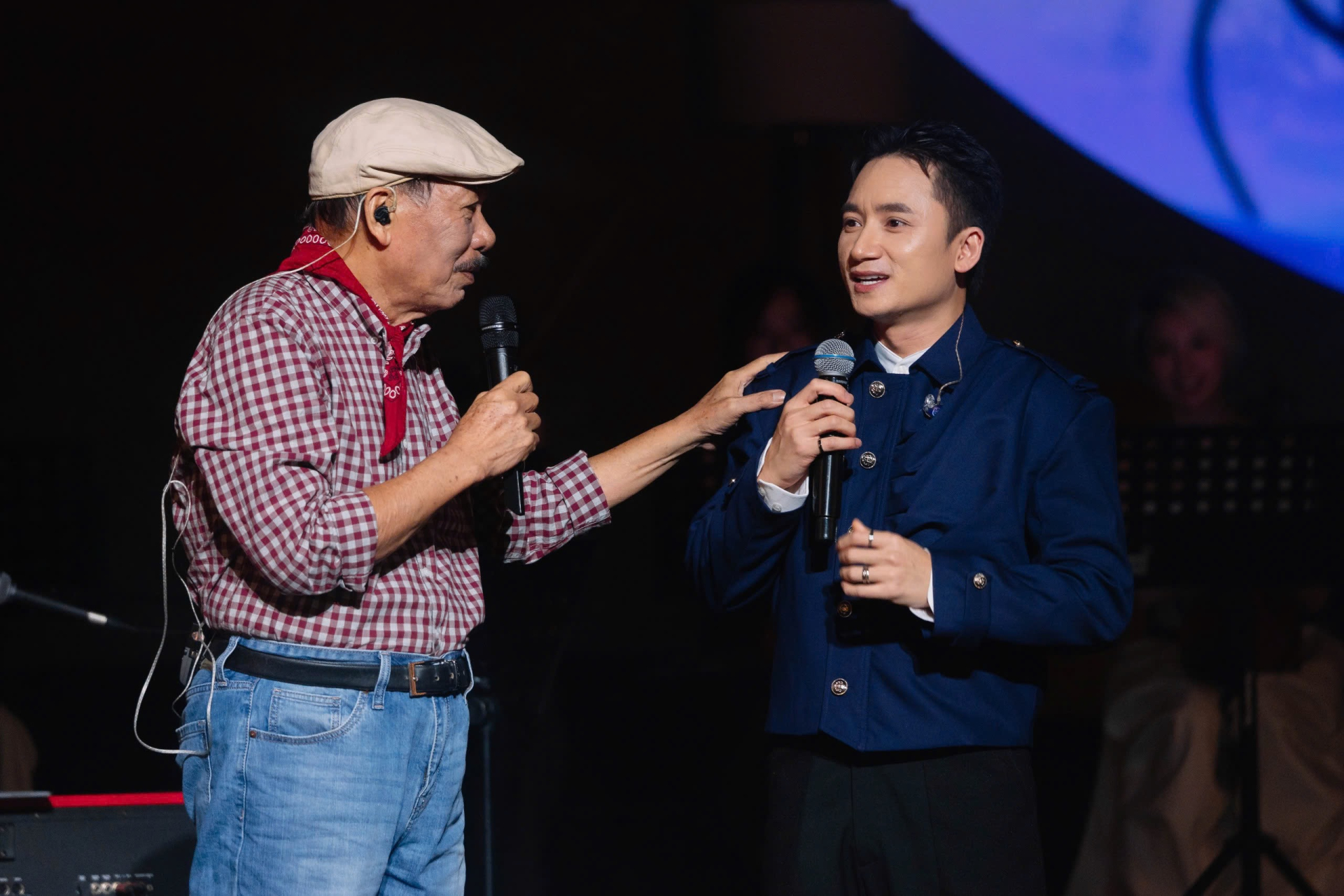 Trần Tiến và Phan Mạnh Quỳnh.