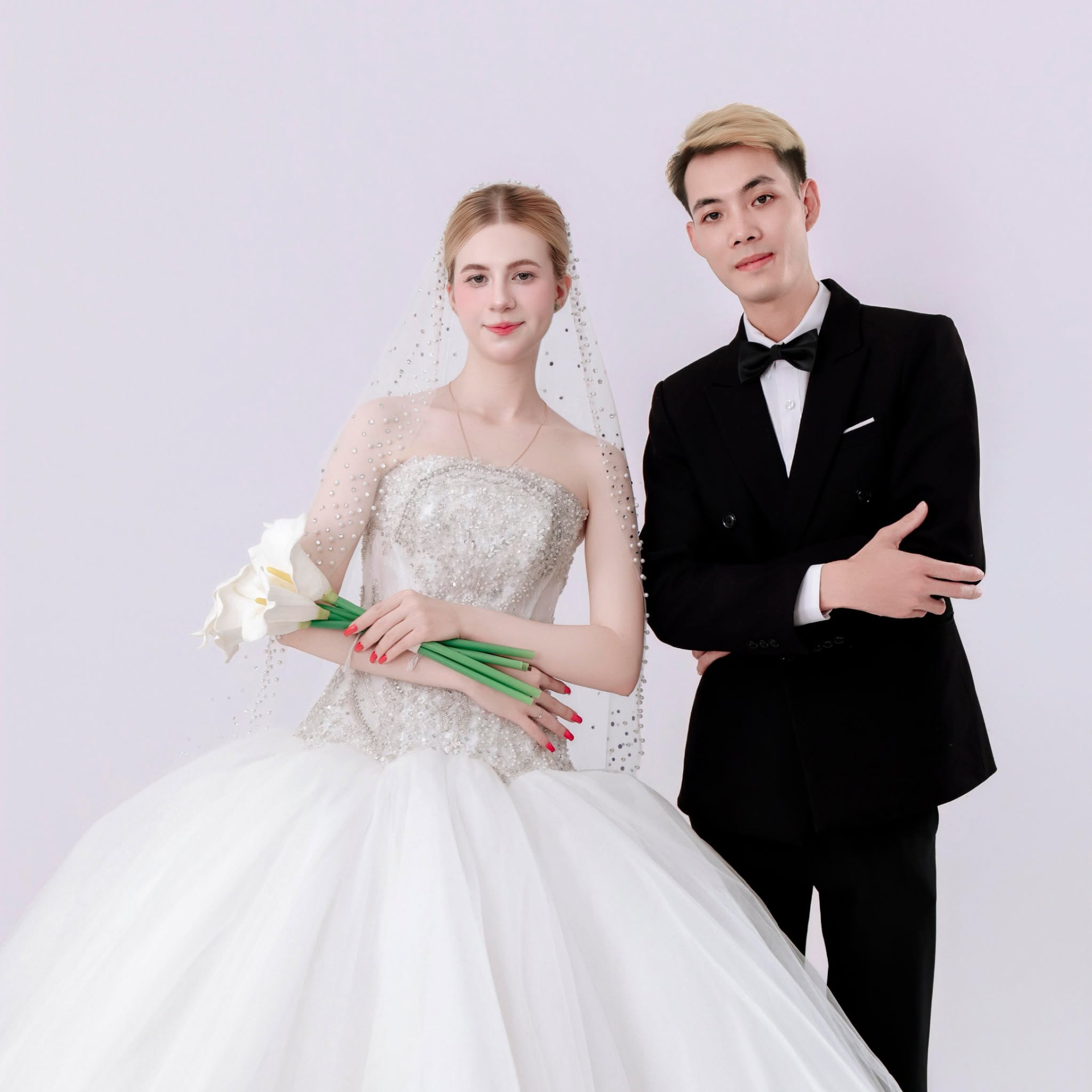 Vượt qua không ít thử thách, cặp đôi đã chính thức nên duyên vợ chồng vào tháng 8 vừa qua. (Ảnh: FBNV)