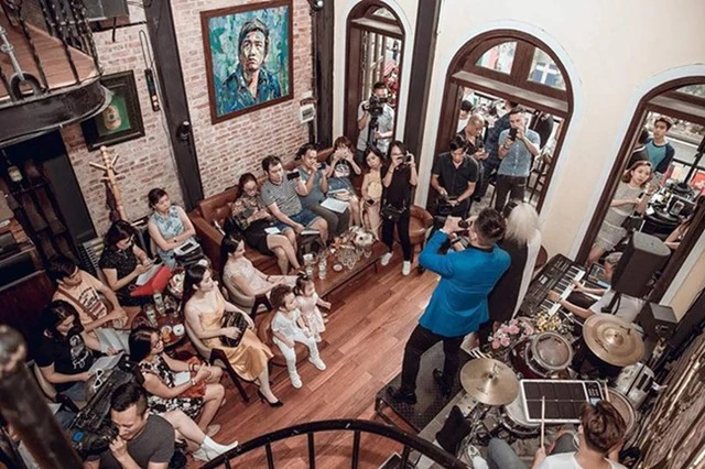 Căn nhà ở Việt Nam Tuấn Hưng tuyên bố không bán bằng mọi giá trước khi sang Mỹ