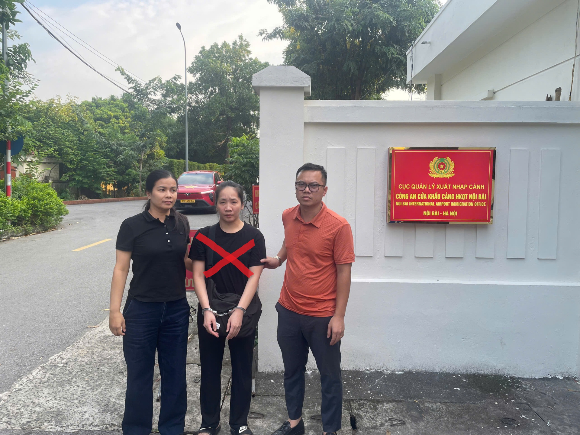 Đối tượng Bùi Thị Hồng Ngọc (dấu X) - Ảnh: Công an Hải Phòng