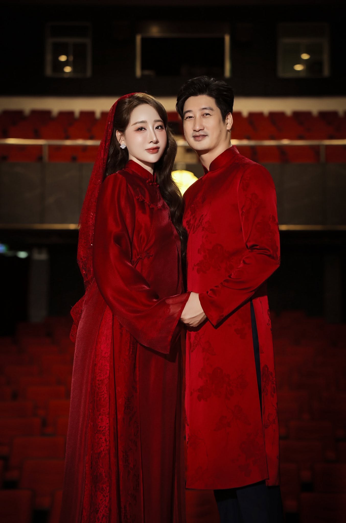 Nam NSƯT vừa lấy vợ 3 ở Hà Nội: