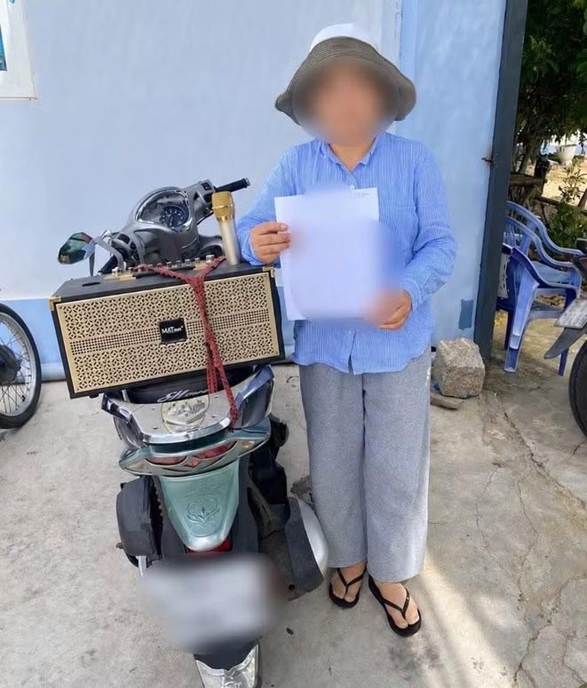 Cơ quan công an yêu cầu bà T. chấm dứt việc phát loa đòi nợ và cam kết không tái phạm. (Ảnh: Báo Xây Dựng)