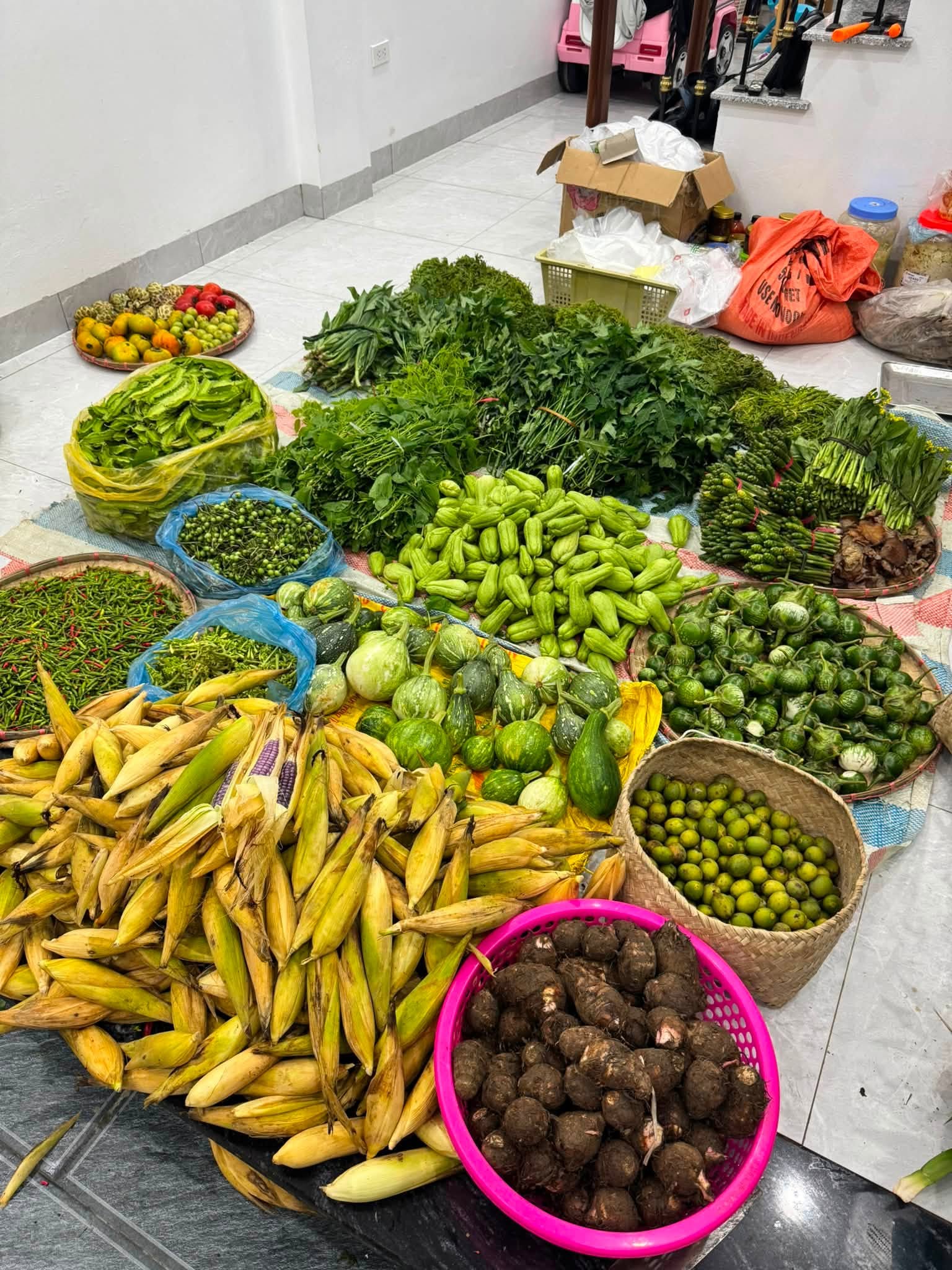 Vợ chồng Oanh xác định tập trung kinh doanh những sản phẩm, món ăn đặc sản Tây Bắc.