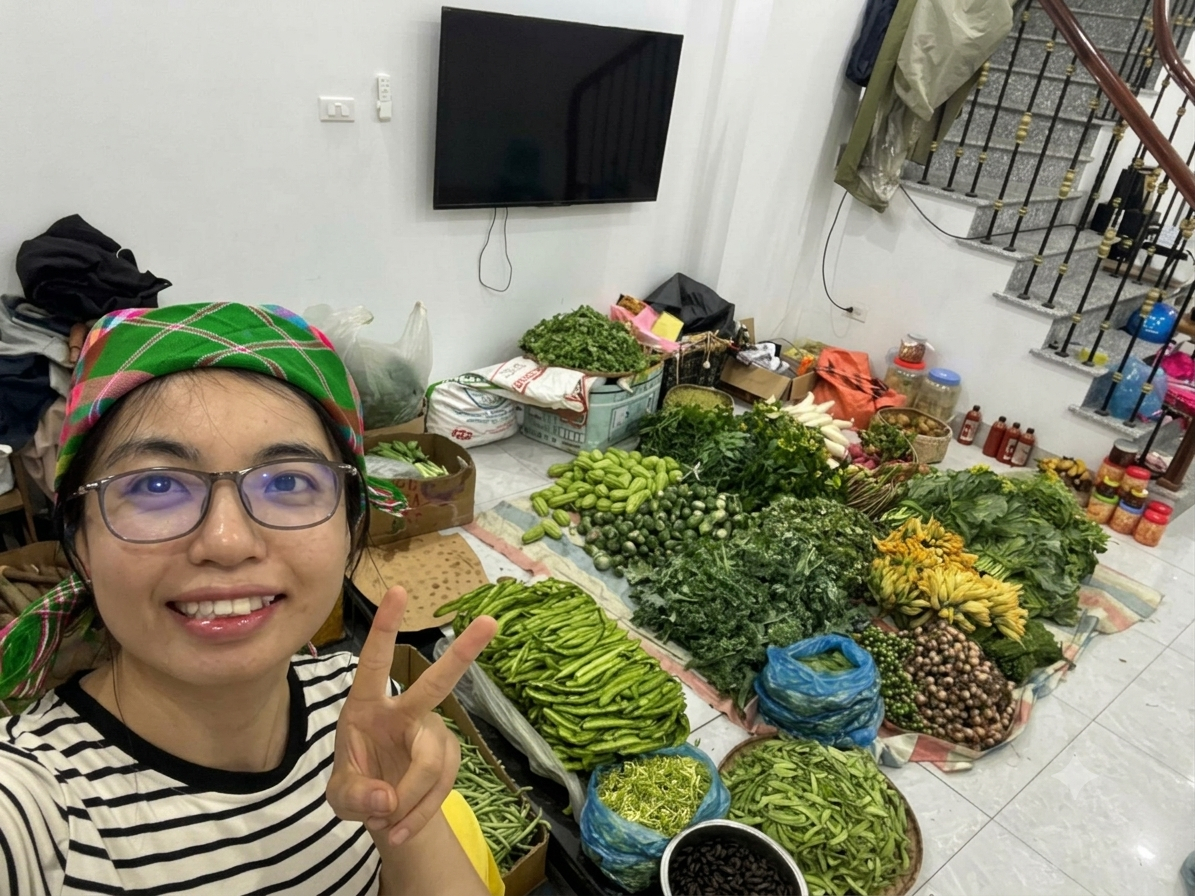 Cử nhân Luật rời bỏ công việc văn phòng để bán rau.