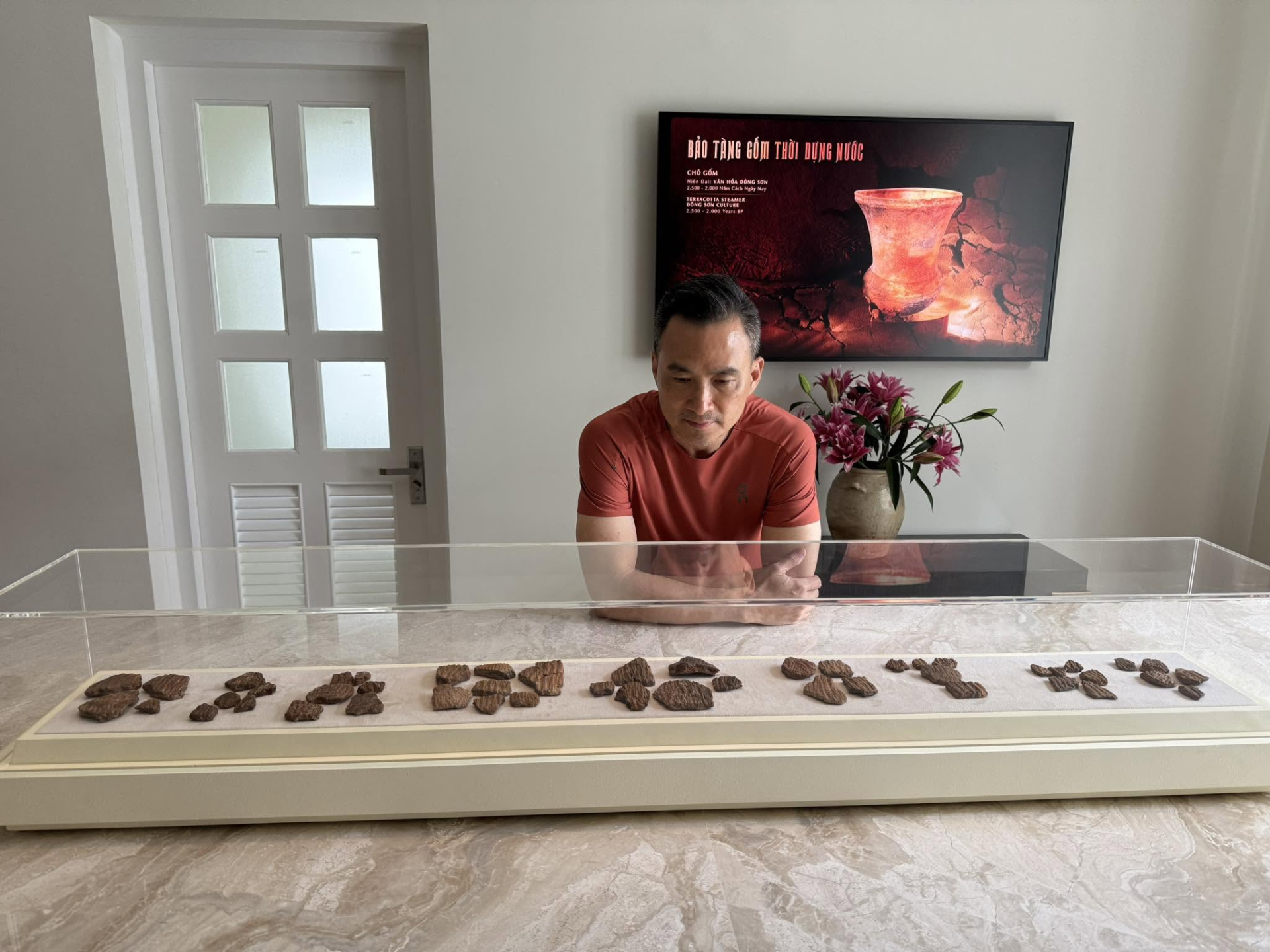Nam nghệ sĩ đình đám SN 1973 quê Vũng Tàu làm ông chủ bảo tàng hơn 400 cổ vật ở phường An Khánh, TP.HCM