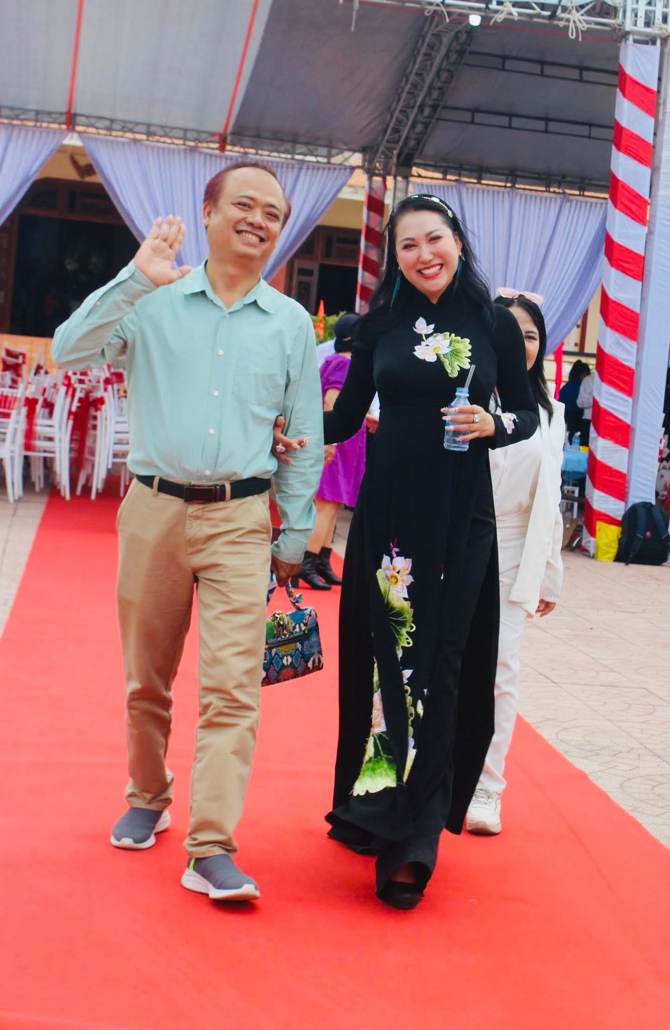 Phi Thanh Vân và bạn trai đại gia