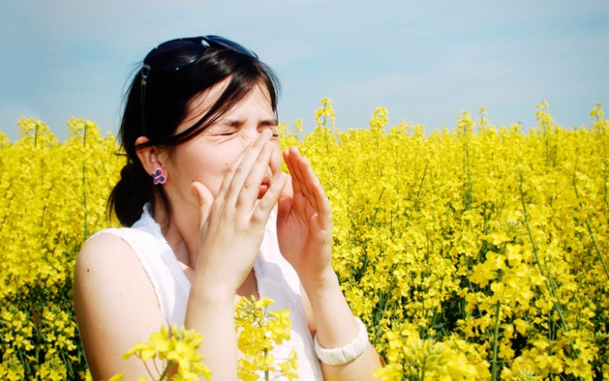 Vào mùa thu bạn dễ bị hắt hơi sổ mũi, lên cơn hen suyễn dị ứng, viêm mũi xoang dị ứng... 