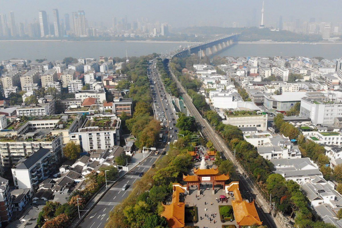 Vũ Hán vốn là một trung tâm vận tải và công nghiệp của Trung Quốc. (Nguồn: Shutterstock)