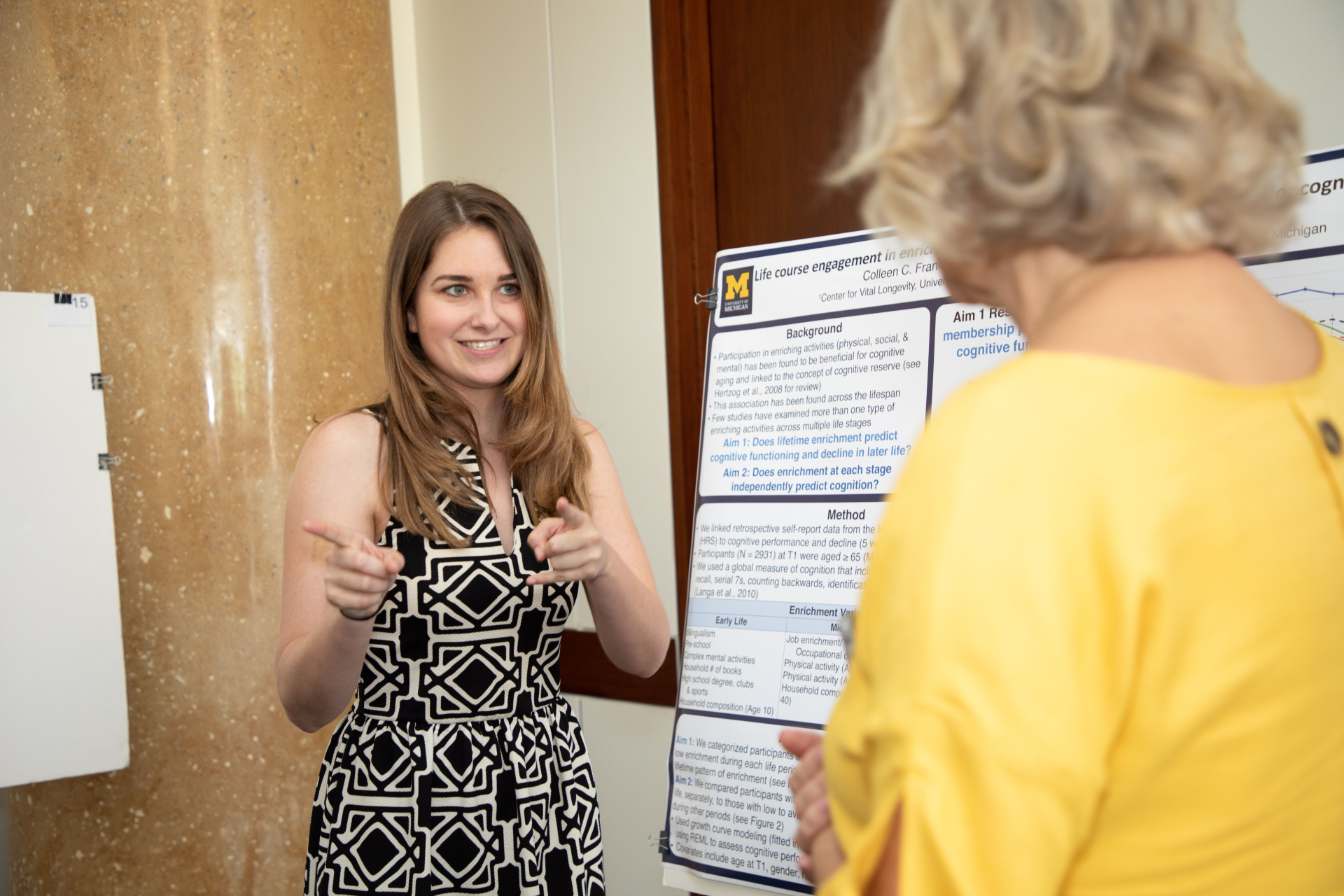 Chia sẻ trực tiếp tại hội nghị là một trong những con đường giúp kết quả nghiên cứu được trao đổi, phản biện và tạo thêm kết nối học thuật. Ảnh minh họa quốc tế: Roxanne Minnish/Pexels.