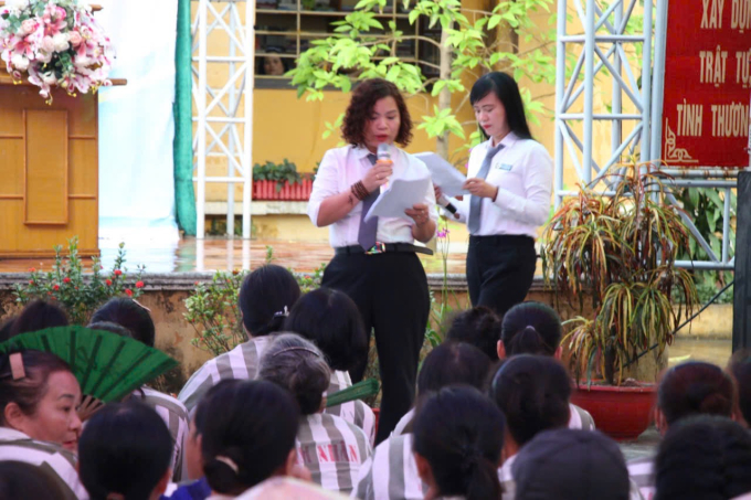 Hoạt động tư vấn, tuyên truyền pháp luật tại Trại giam Xuân Nguyên, Hải Phòng, tháng 10/2024. Ảnh: Phụ nữ Mới.