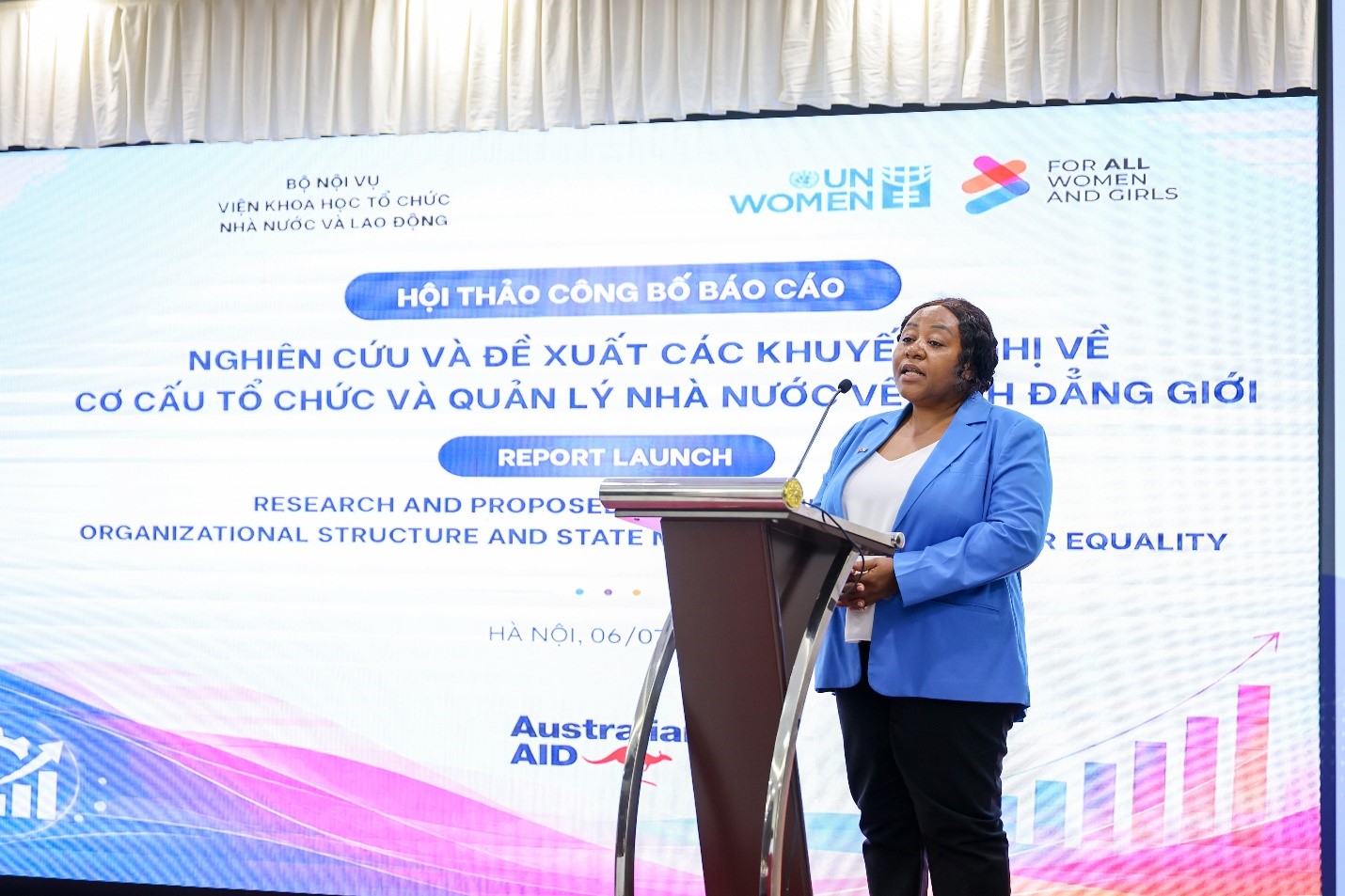 Bà Caroline T. Nyamayemombe, Trưởng Đại diện UN Women tại Việt Nam, phát biểu tại hội thảo ngày 6/7/2026. Ảnh: Viện Khoa học Tổ chức nhà nước và Lao động.