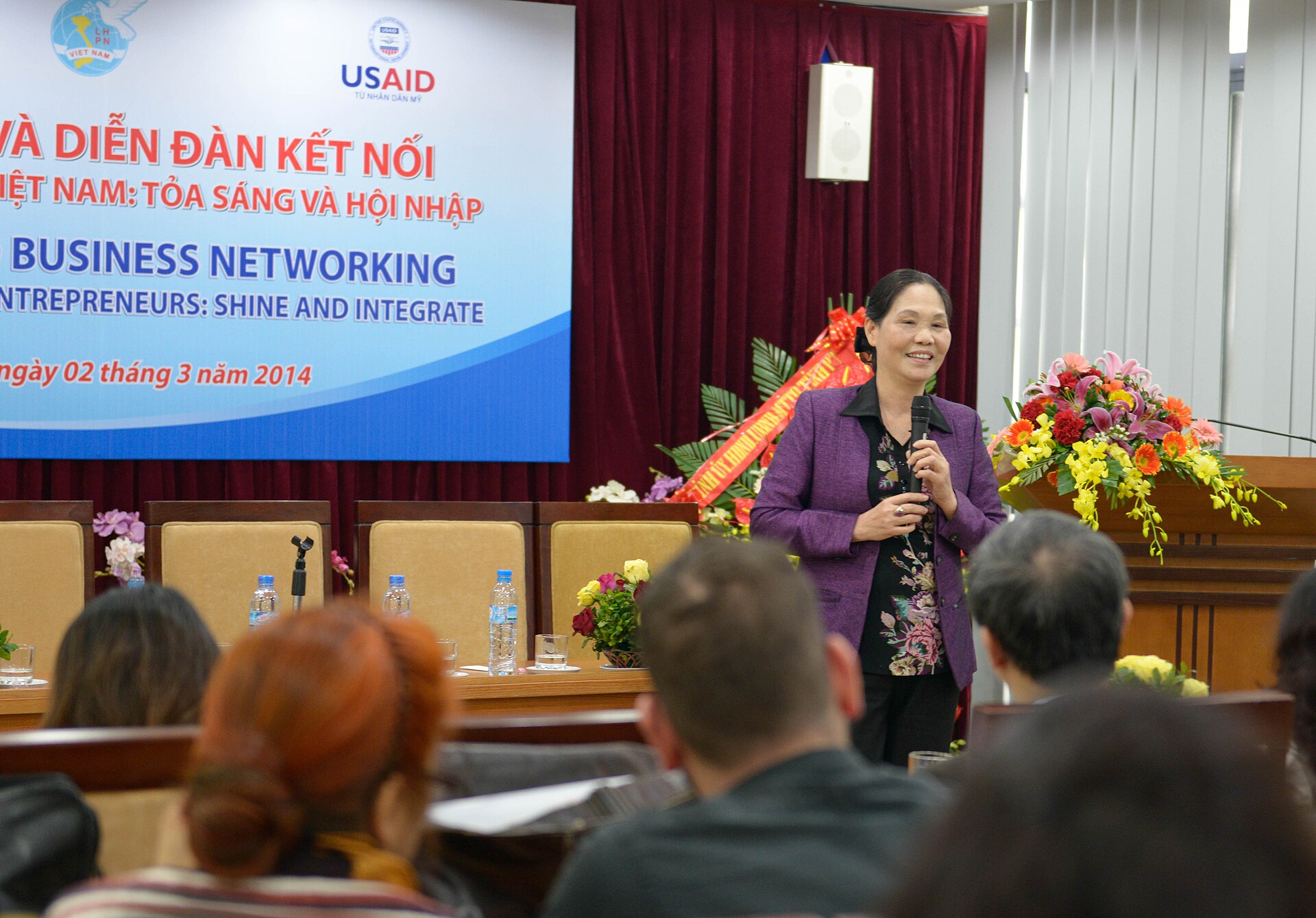 Hội thảo dành cho nữ doanh nhân tại Phú Thọ, tháng 3/2014. Ảnh: USAID Vietnam/Wikimedia Commons.