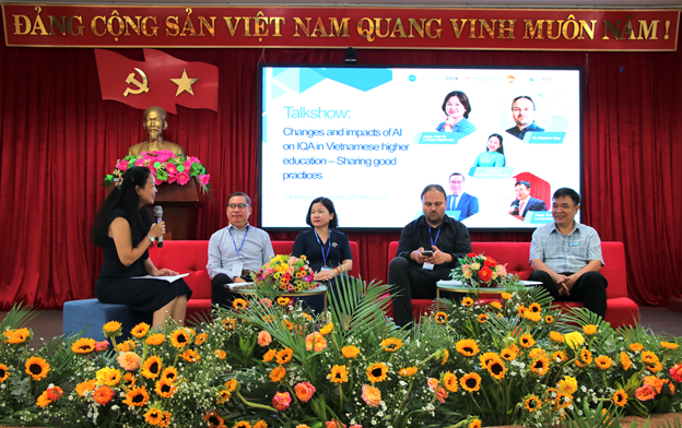 PGS.TS. Lê Ngọc Quỳnh Lam tham gia tọa đàm về tác động của AI đối với bảo đảm chất lượng bên trong giáo dục đại học tại Workshop 2, tháng 5/2026.