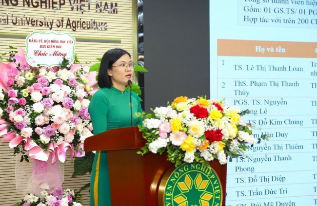 TS. Lê Thị Thanh Loan phát biểu tham luận tại hoạt động kỷ niệm Ngày Khoa học và Công nghệ Việt Nam của Học viện Nông nghiệp Việt Nam năm 2024.
