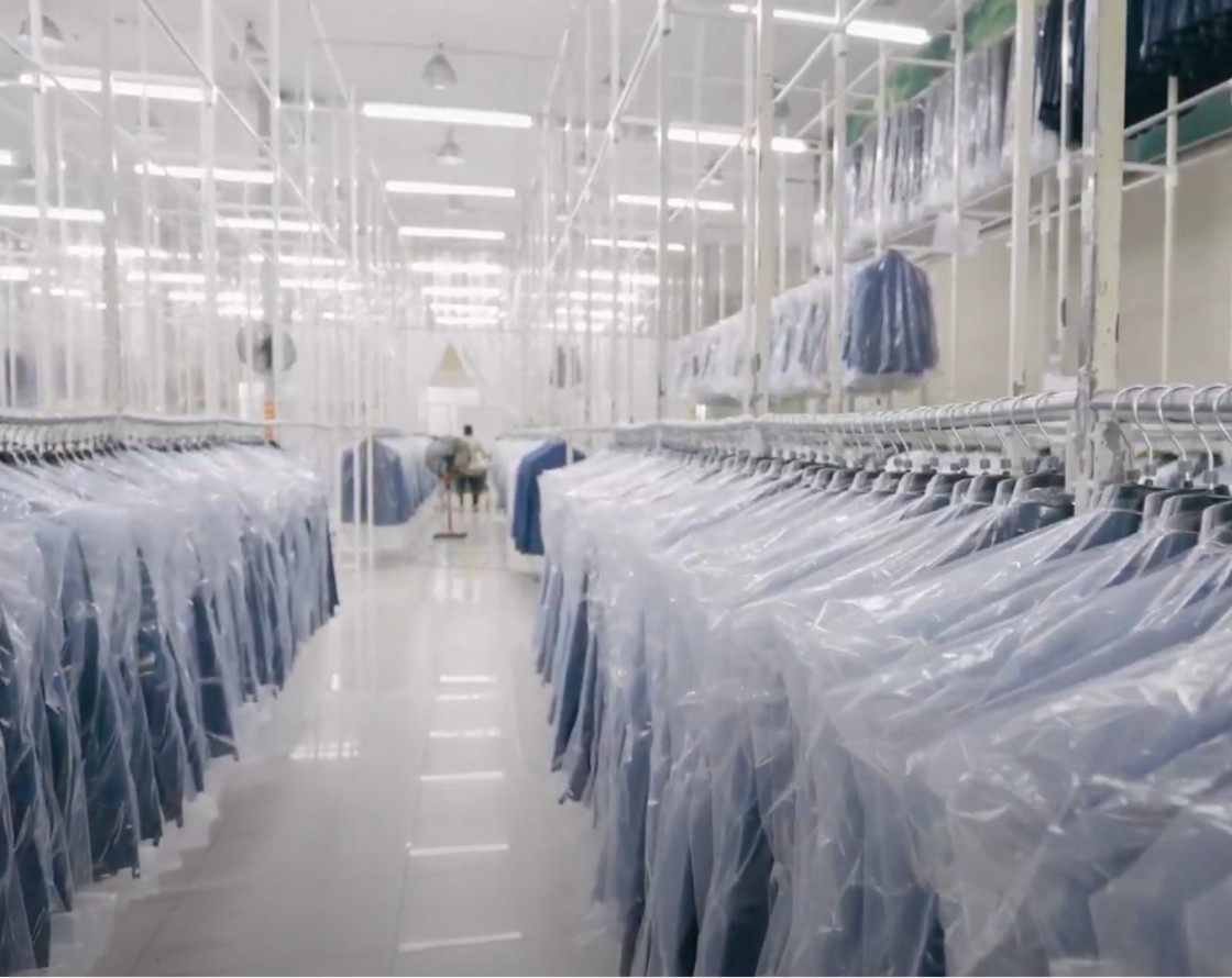 Không gian sản xuất may mặc được VinMake sử dụng để minh họa cho mạng lưới sản xuất của doanh nghiệp. Ảnh: VinMake.