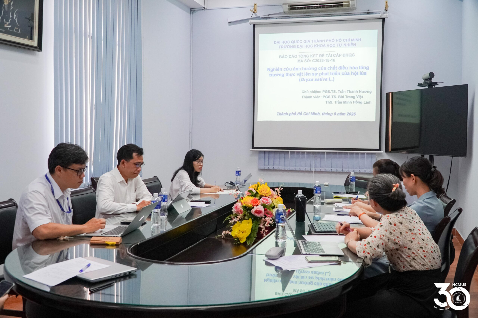 Phiên nghiệm thu đề tài cấp ĐHQG-HCM do PGS.TS. Trần Thanh Hương làm chủ nhiệm, tháng 5/2026. Ảnh HCMUS.