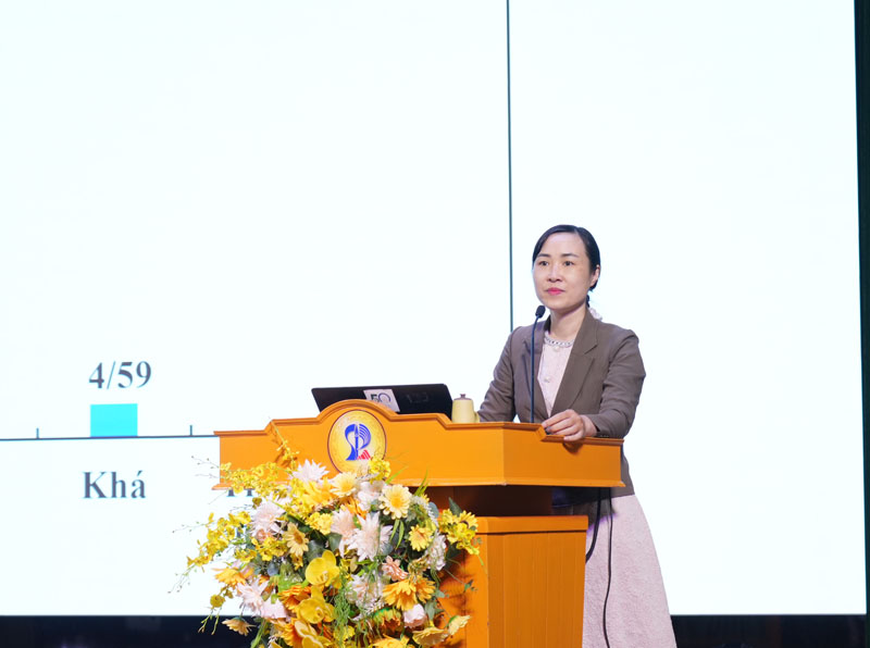 TS. Vũ Thị Duyên, giảng viên chính Khoa Lý - Hóa, Trường Đại học Sư phạm - Đại học Đà Nẵng. Ảnh: UED.